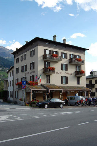 Hotel Capitani Бормио Экстерьер фото